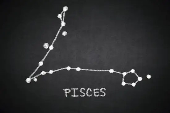 双鱼座喜欢一个人的表现男(如何展现真挚感情)