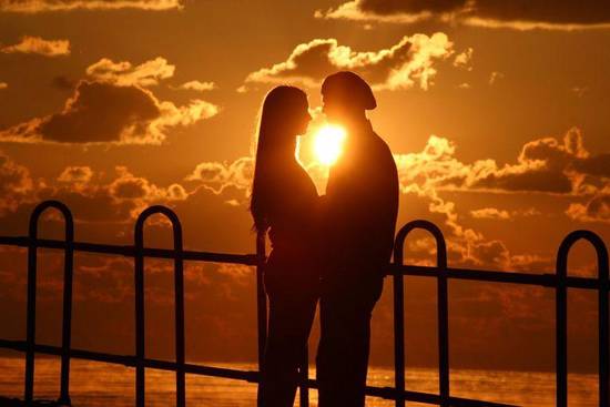 算命算两个人的缘分准吗(揭秘算命的真相)