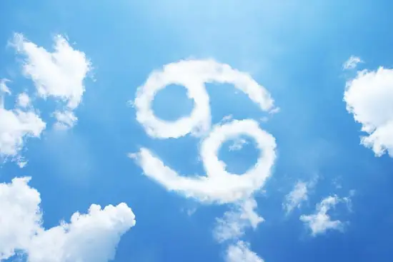 感觉巨蟹女一般人看不上(为什么巨蟹女总是被误解)